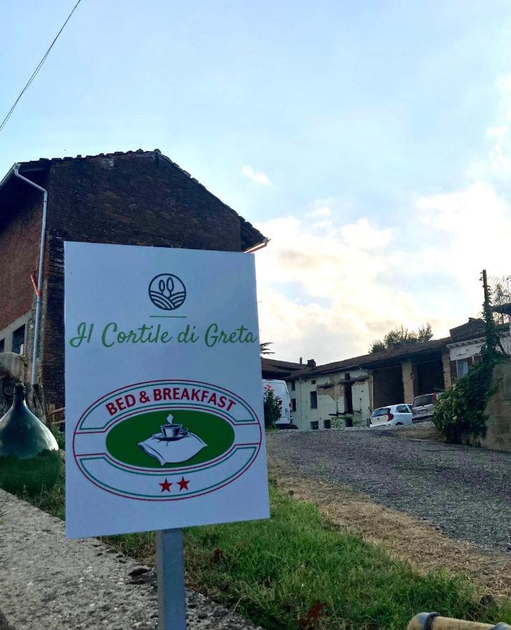 Il Cortile Di Greta Bed & Breakfast Lu (Piedmont) Екстериор снимка