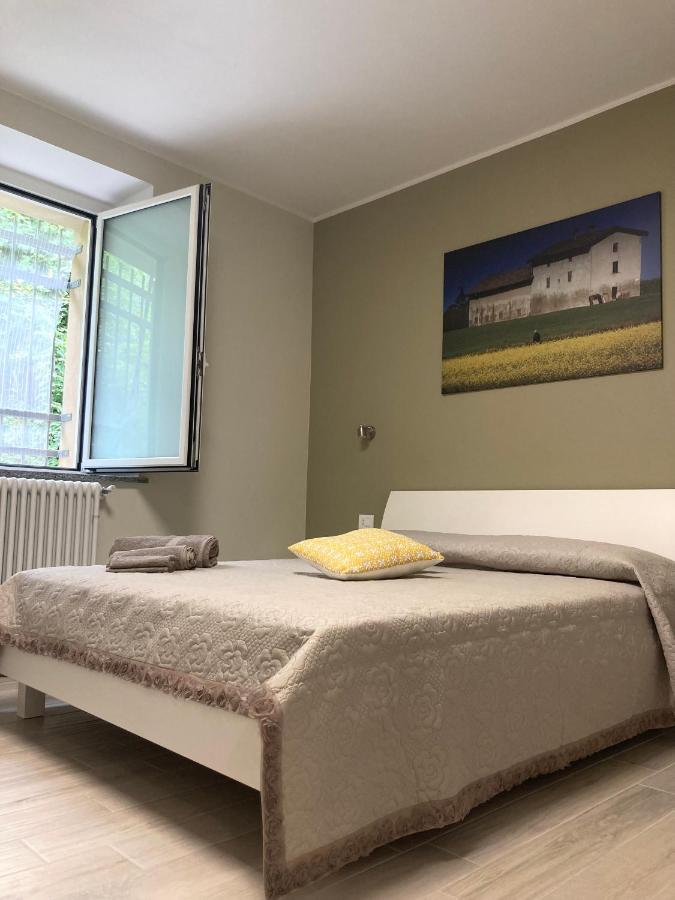 Il Cortile Di Greta Bed & Breakfast Lu (Piedmont) Екстериор снимка