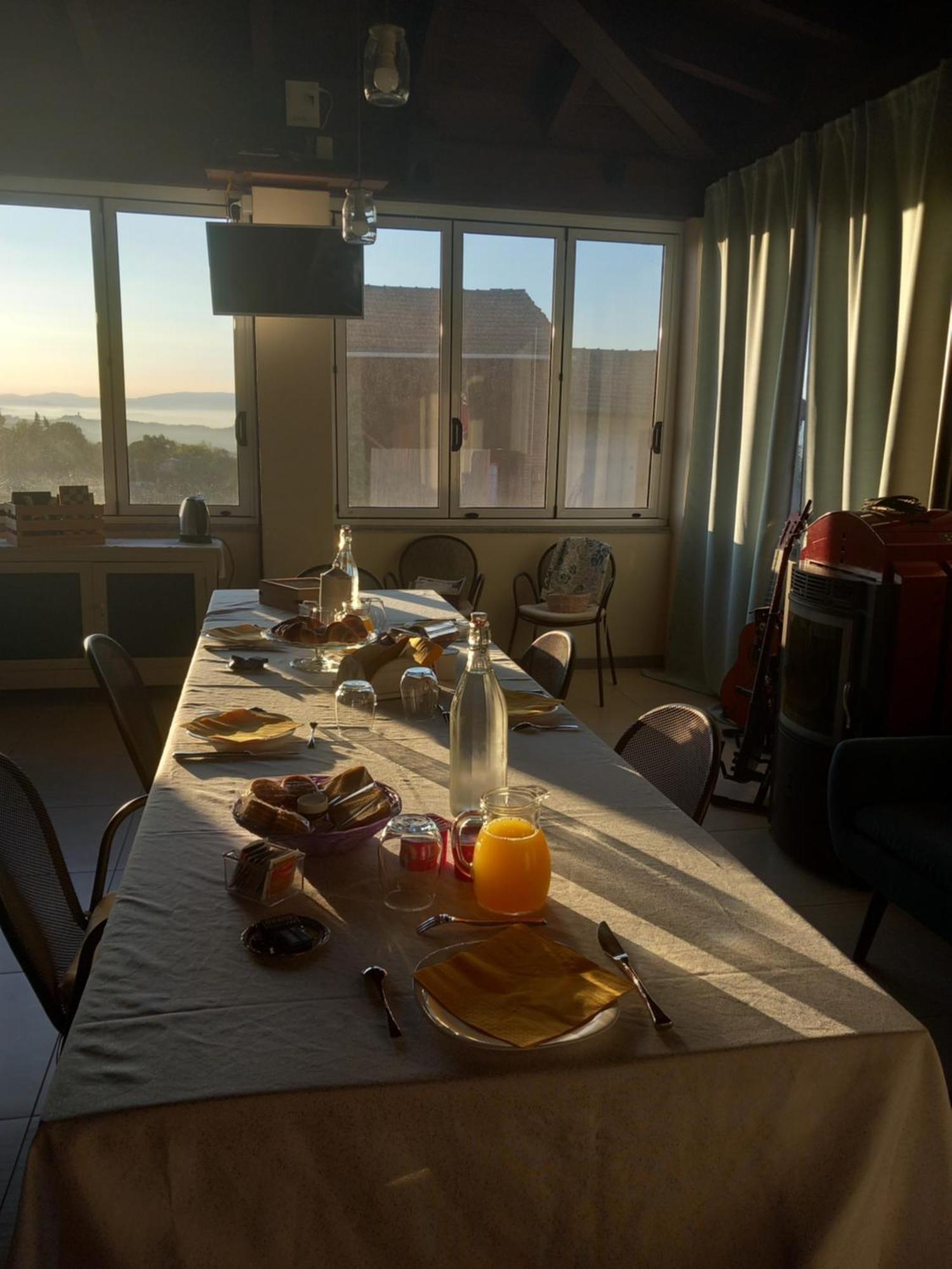 Il Cortile Di Greta Bed & Breakfast Lu (Piedmont) Екстериор снимка