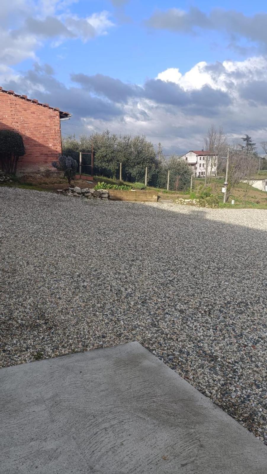 Il Cortile Di Greta Bed & Breakfast Lu (Piedmont) Екстериор снимка